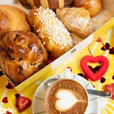 Martucci 83 Nocleg ze śniadaniem Neapol